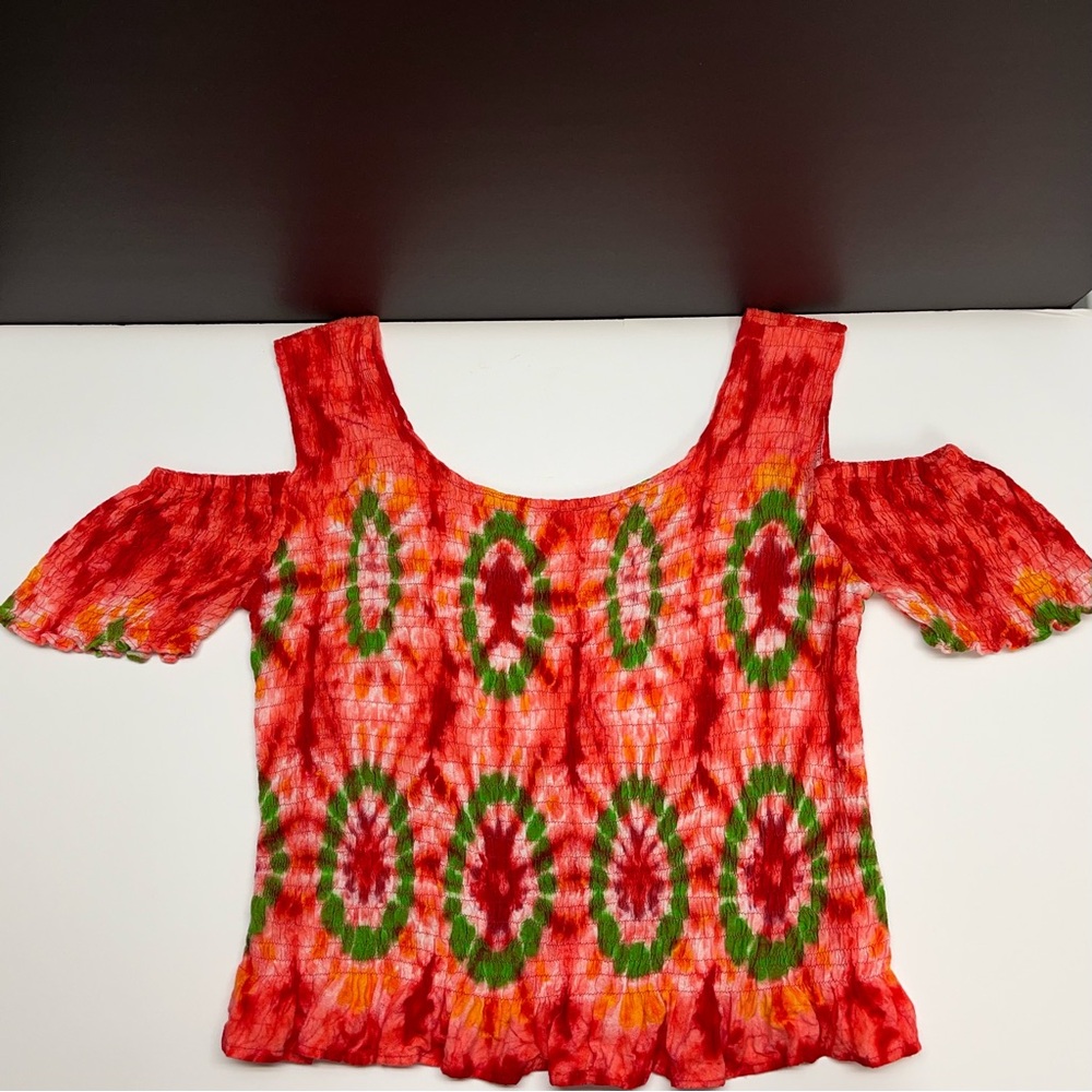Vintage Stretch Cold Shoulder Tie-Dye Top